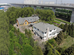 匠心筑梦，木韵生辉——红山木屋工厂探